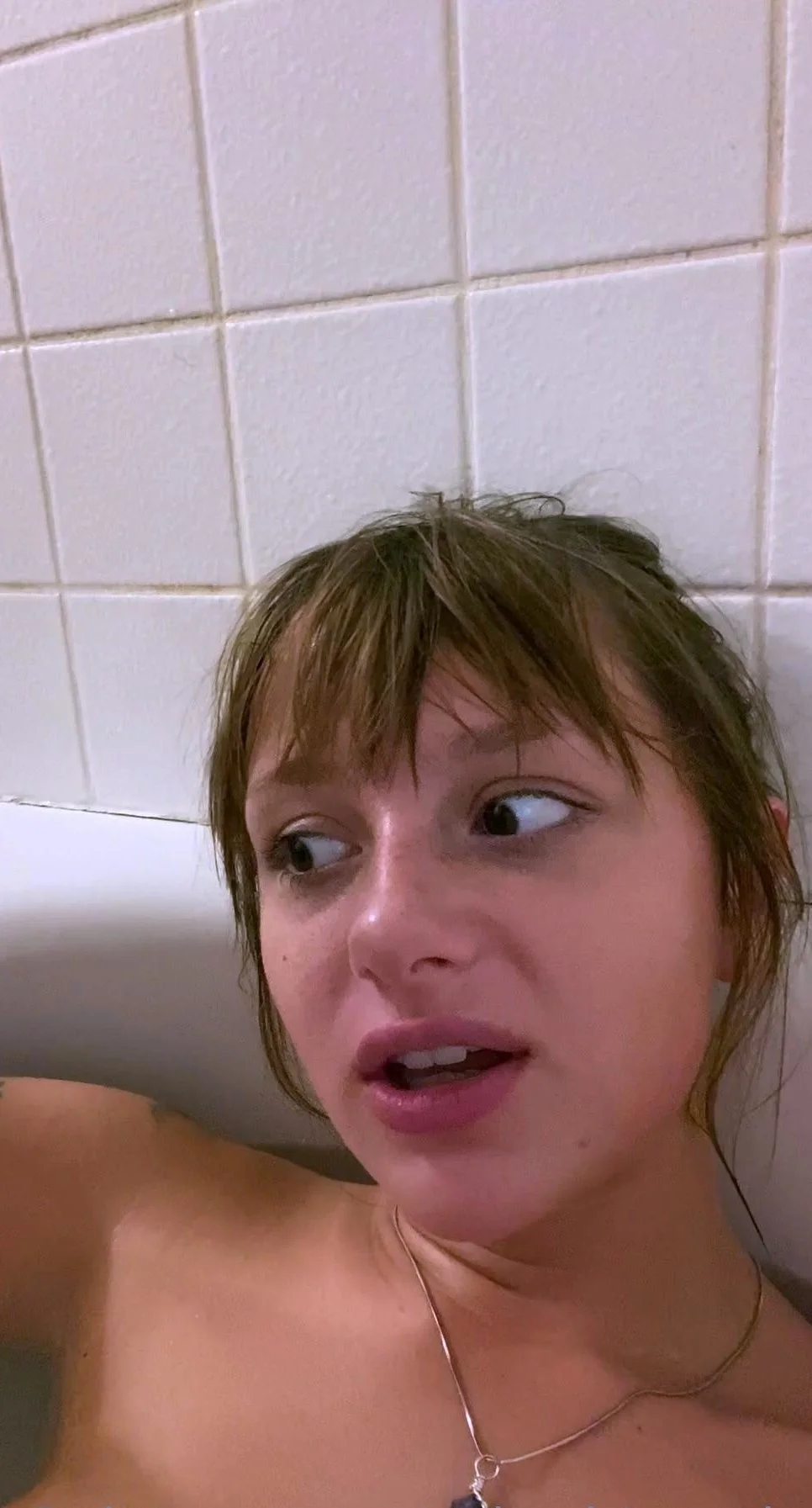 Fabulous softcore solo shower tease