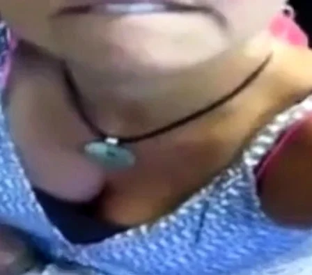 4 Horny Selfies 4 U from Sexy Mommy