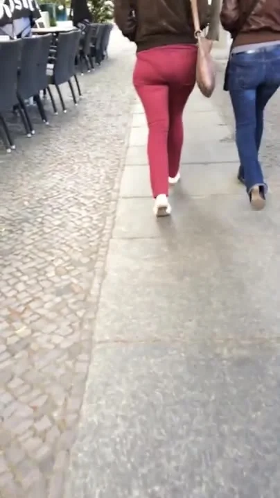BERLIN .A.W.G. - FETTER BERLINER FICKARSCH #7
