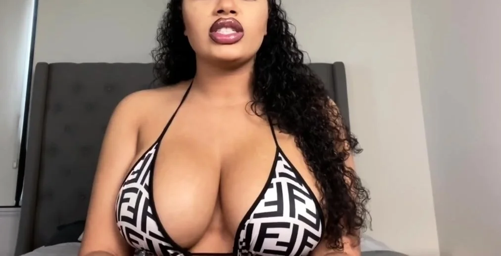 MayaAryas – Broke Bitches Disgust Me