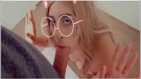 Latina Rubia Culona Chupando Y Follando 5 Min