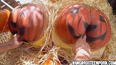 Fucking Two Big Pumpkin Asses 5 Min