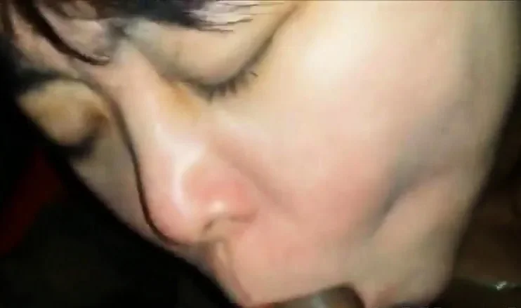 Amateur Chubby Asian MILF gets anotherr facial