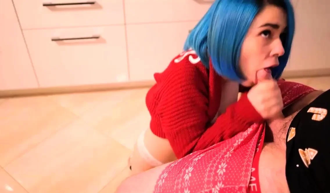 Blowjob after Hot Christmas Night