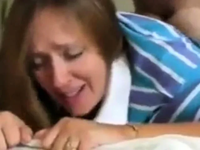 Mom's first time crying Anal