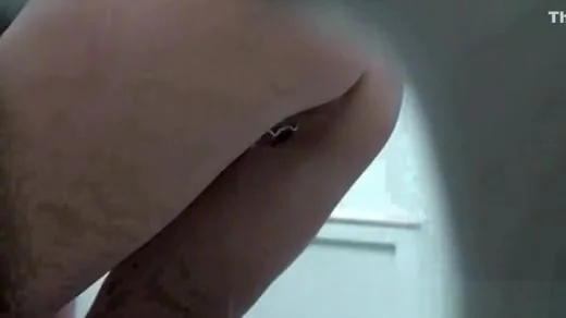 Neat girl pee