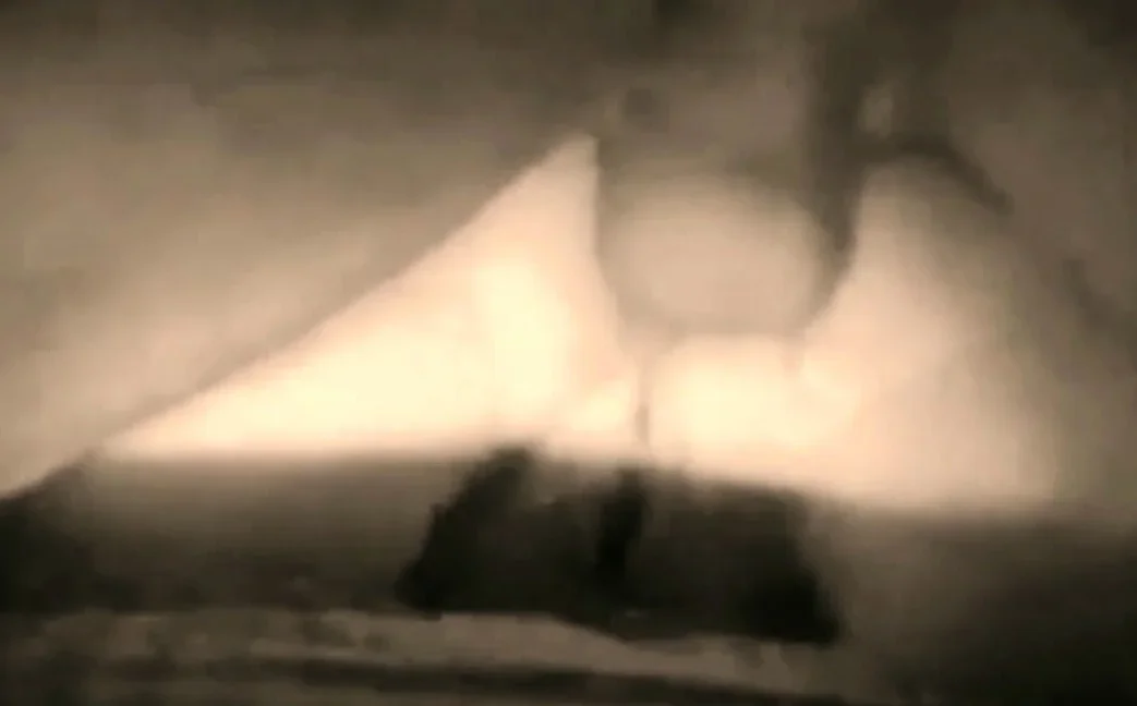 Anal BDSM fucking in the dark