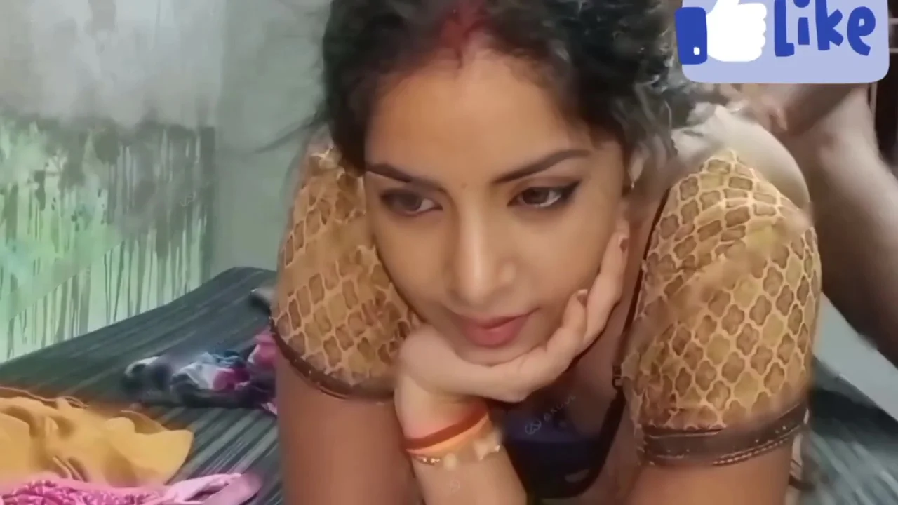 Dian Hot Girl Was Fucked In Doggy Position