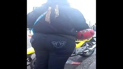 motociclista CULONA