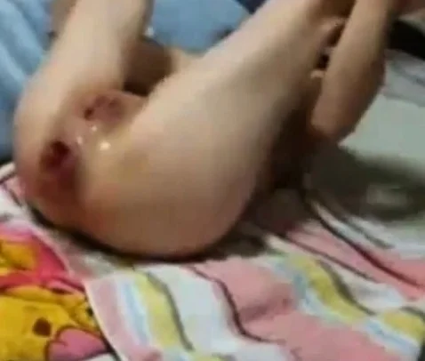 Japanese Petite Girl Anal Fisting