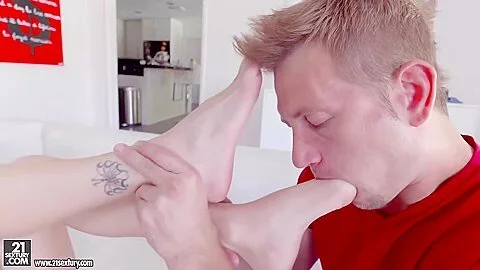 Dava Foxx - Foot Licker