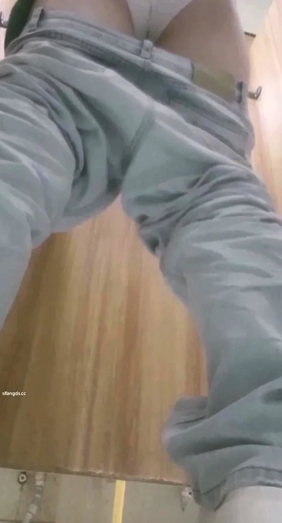 Amateur Doggystyle Hidden Cam