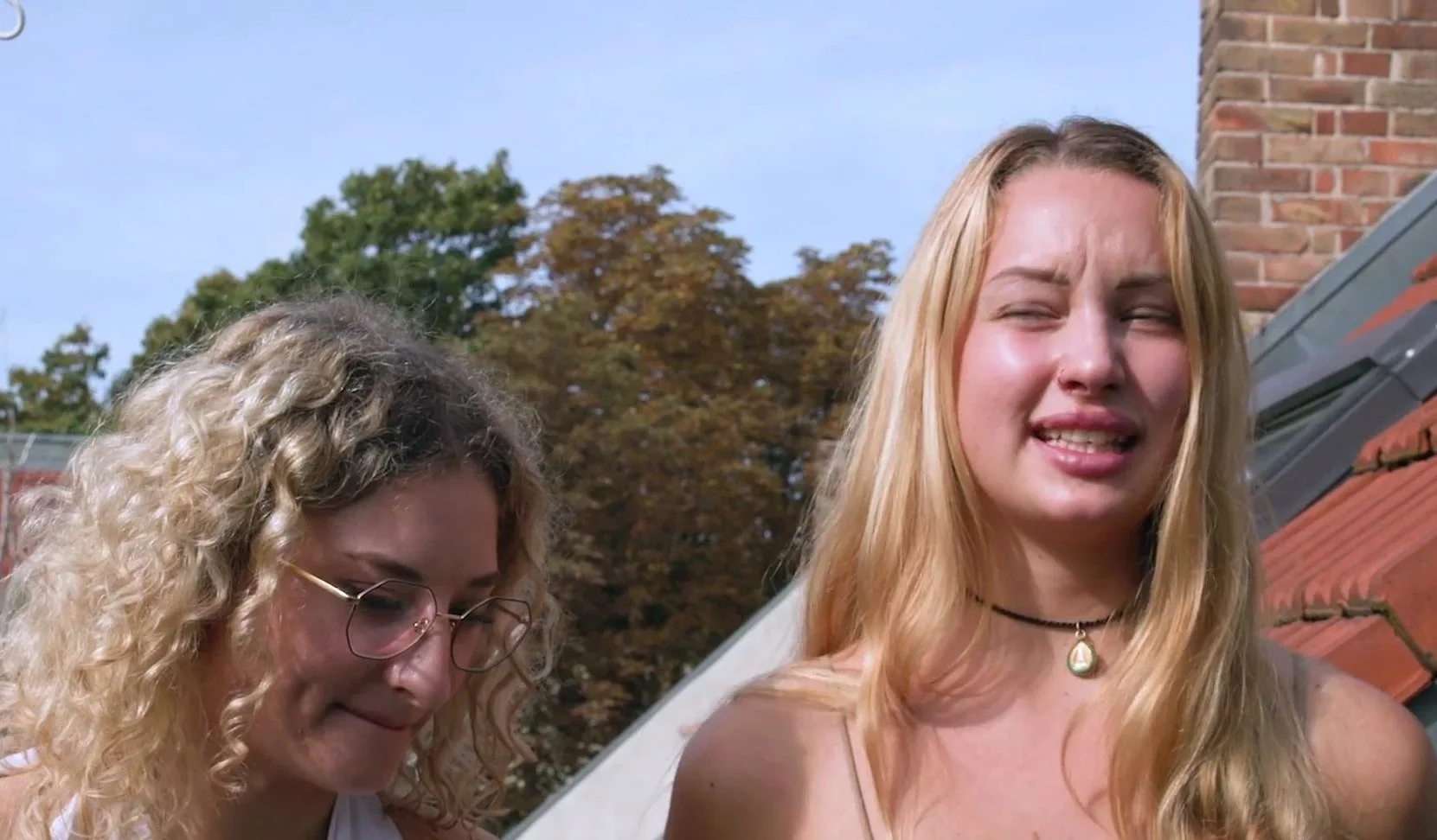 Cute blonde teen outdoor gleecute