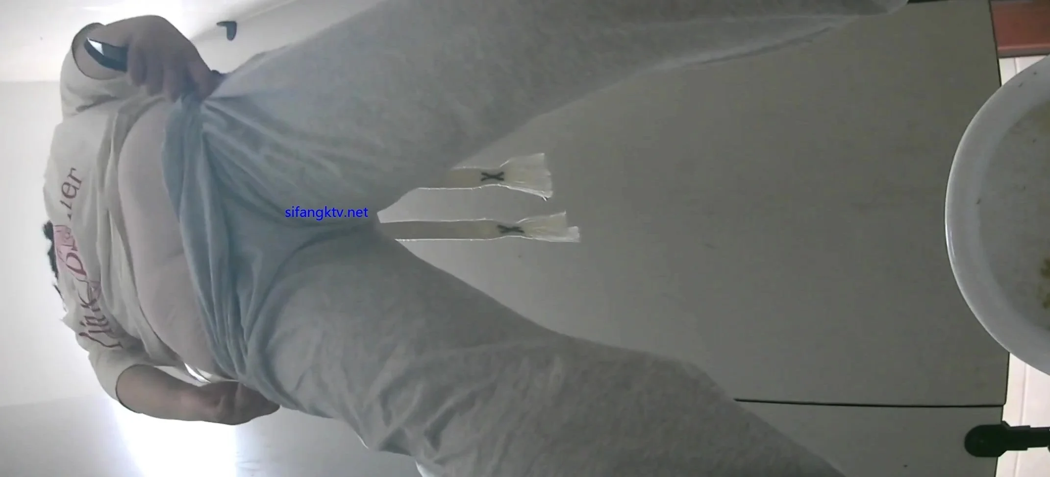 Amateur fucking while on hidden cam
