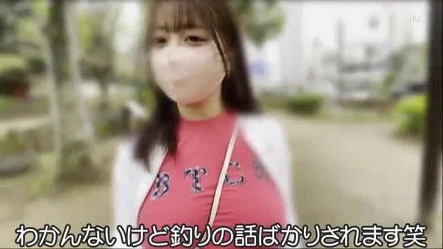Kカップ巨乳美女、乳首クッキリ服でおっぱい揺れまくり！見知らぬ男に揉まれまくる羞恥散歩