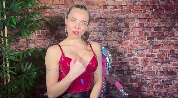 Goddess Uzi Beautiful Dangerous - Faggot Eye Contact Game