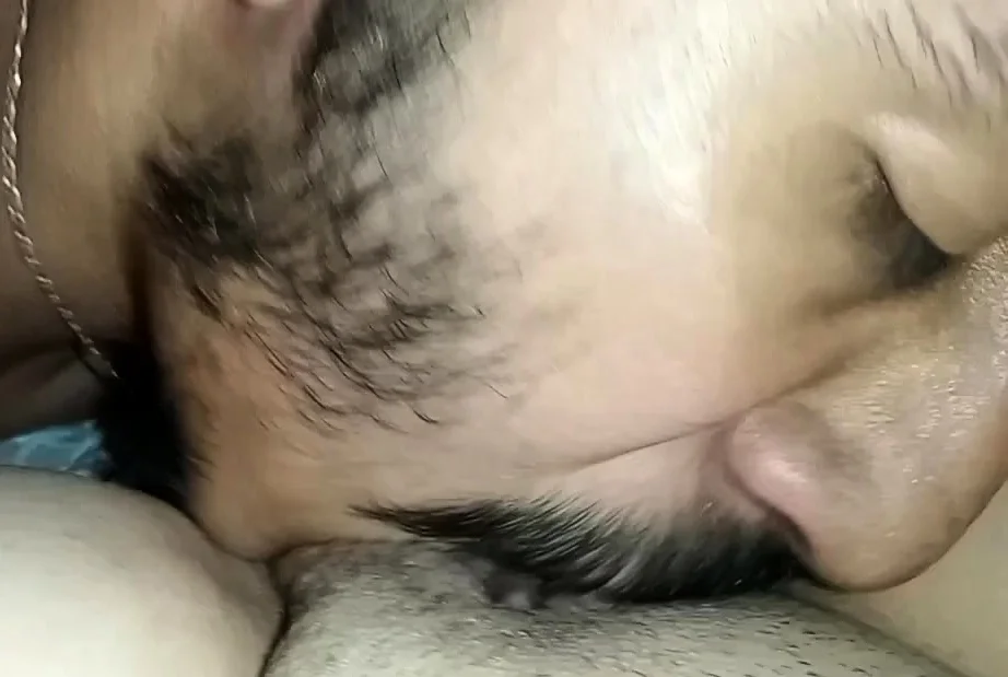 Señora cuarentona milf latina  se la follan buen rico y a