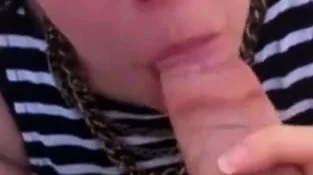 24yr old Sarah sucking dick at the park