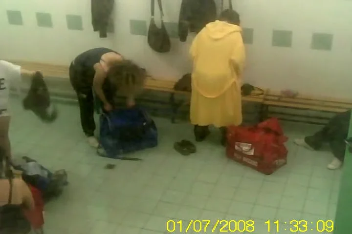 Watch Showers Movie