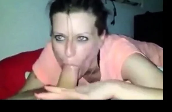 She knows how to blowjob him - Cum in mouth