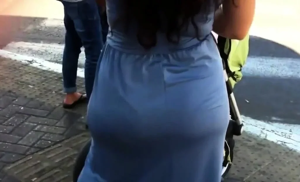 My Booty Jigglin In My Summer Dress