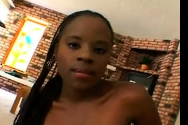 young black chick sucking cock