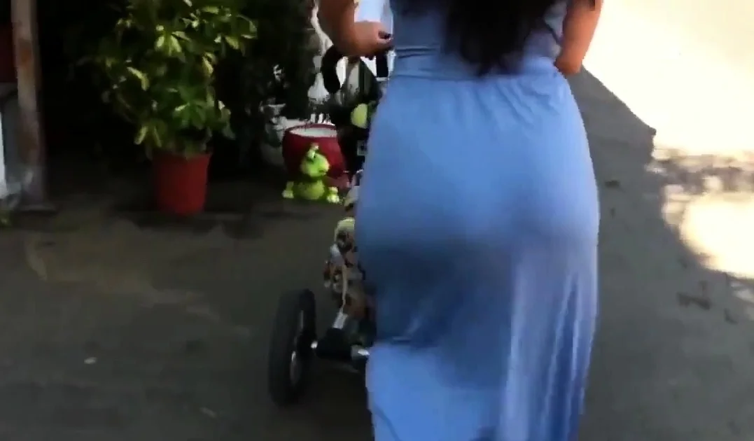 My Booty Jigglin In My Summer Dress