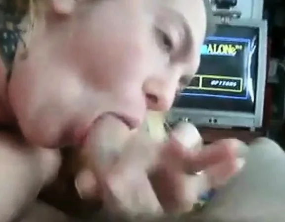 me fucking my husband and sucking his nice yummy cock