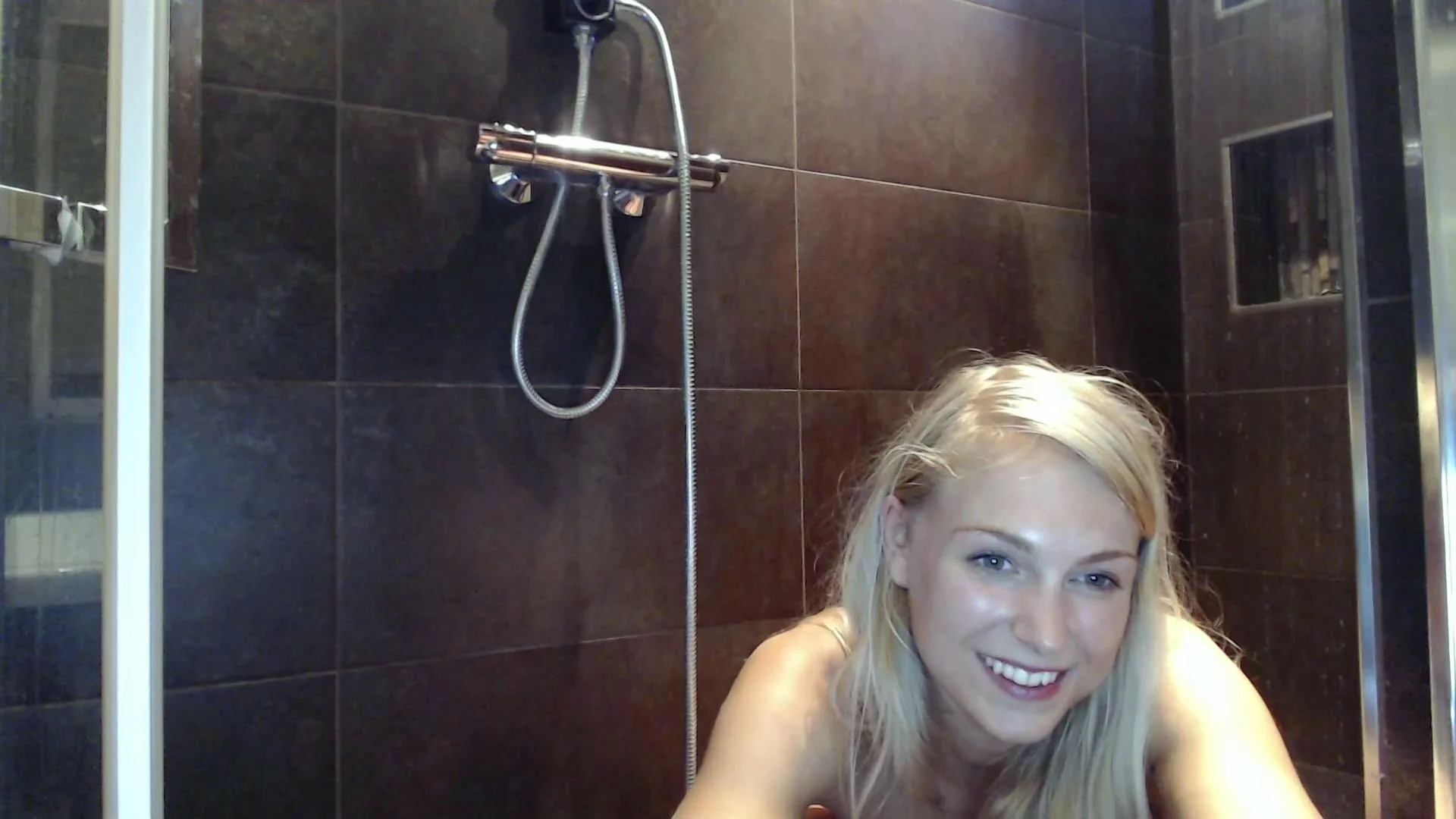 Blonde Teen Solo Masturbation
