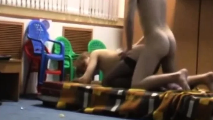 Je baise une prof de danse dans son club