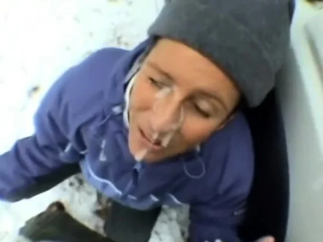 Amateur girlfriend handjob and blowjob with facial cum