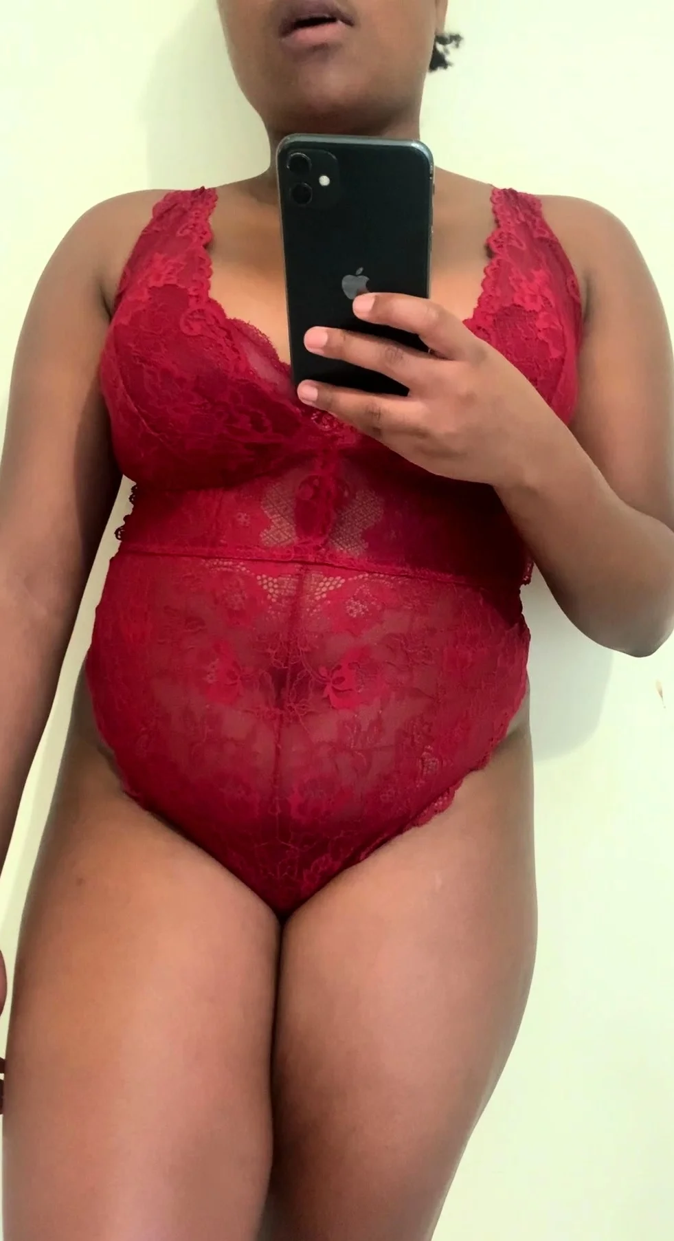 Ebony solo amateur masturbates and cant get enough