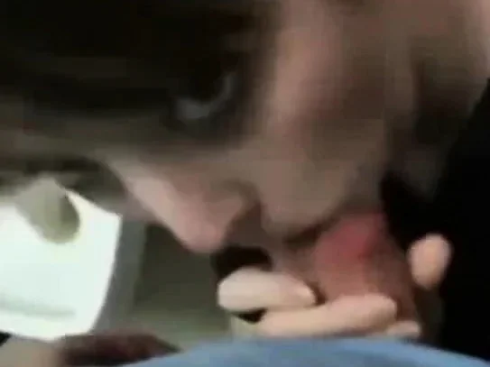 Gamestop Employee gives blowjob in bathroom