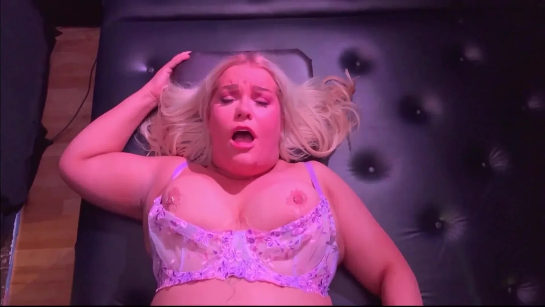 Tease My Fat Pussy