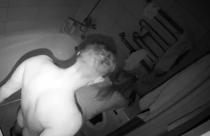 Amateur Doggystyle Hidden Cam