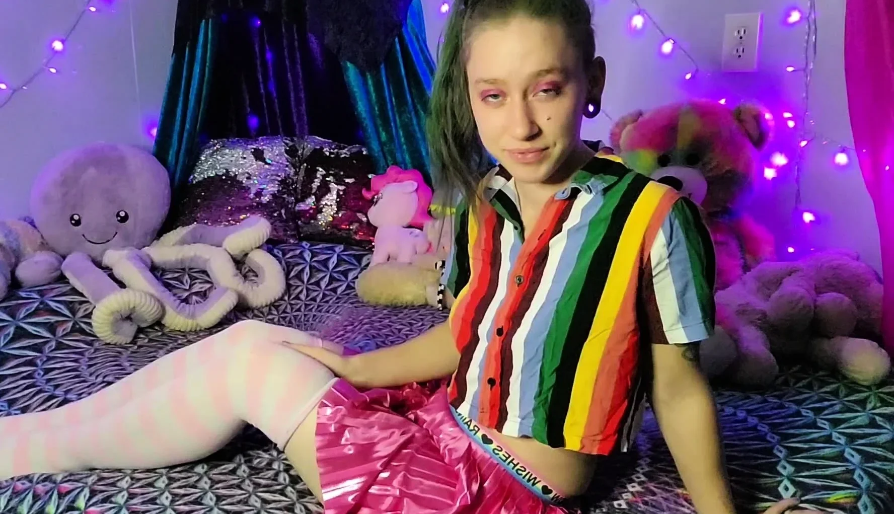 Miss Kitty Lyn – Best Friend Takes Your Virginity and