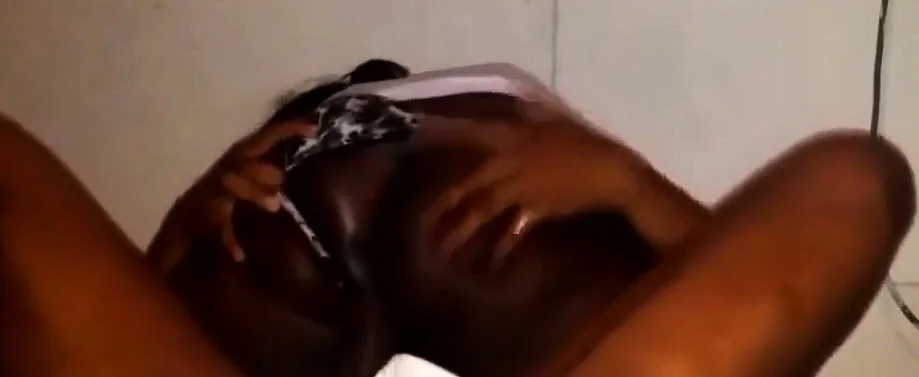 Elle chaude