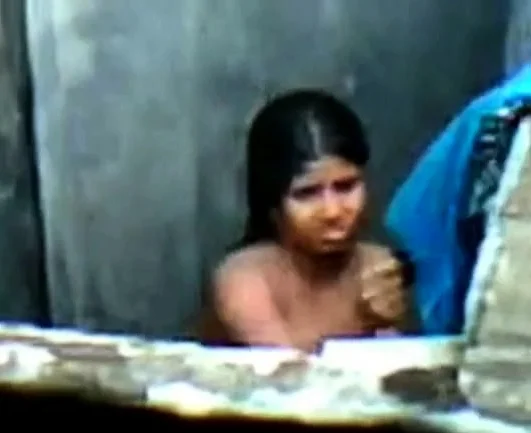 barishal girl bathing after masturbation