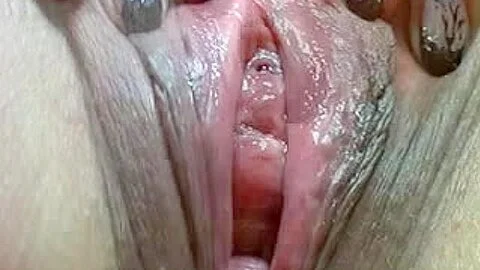 Dark skinned MILF uses sex toys to masturbate her clit