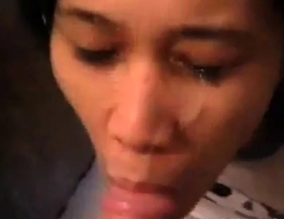 Asian girlfriend cumshots