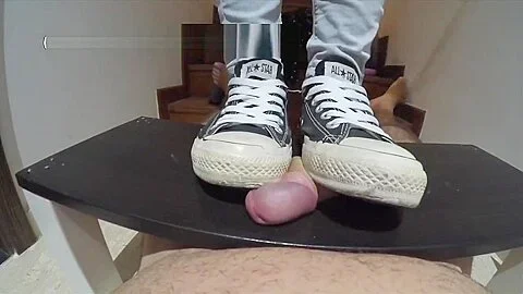 Taiwanese Converse cock crush (no cum)