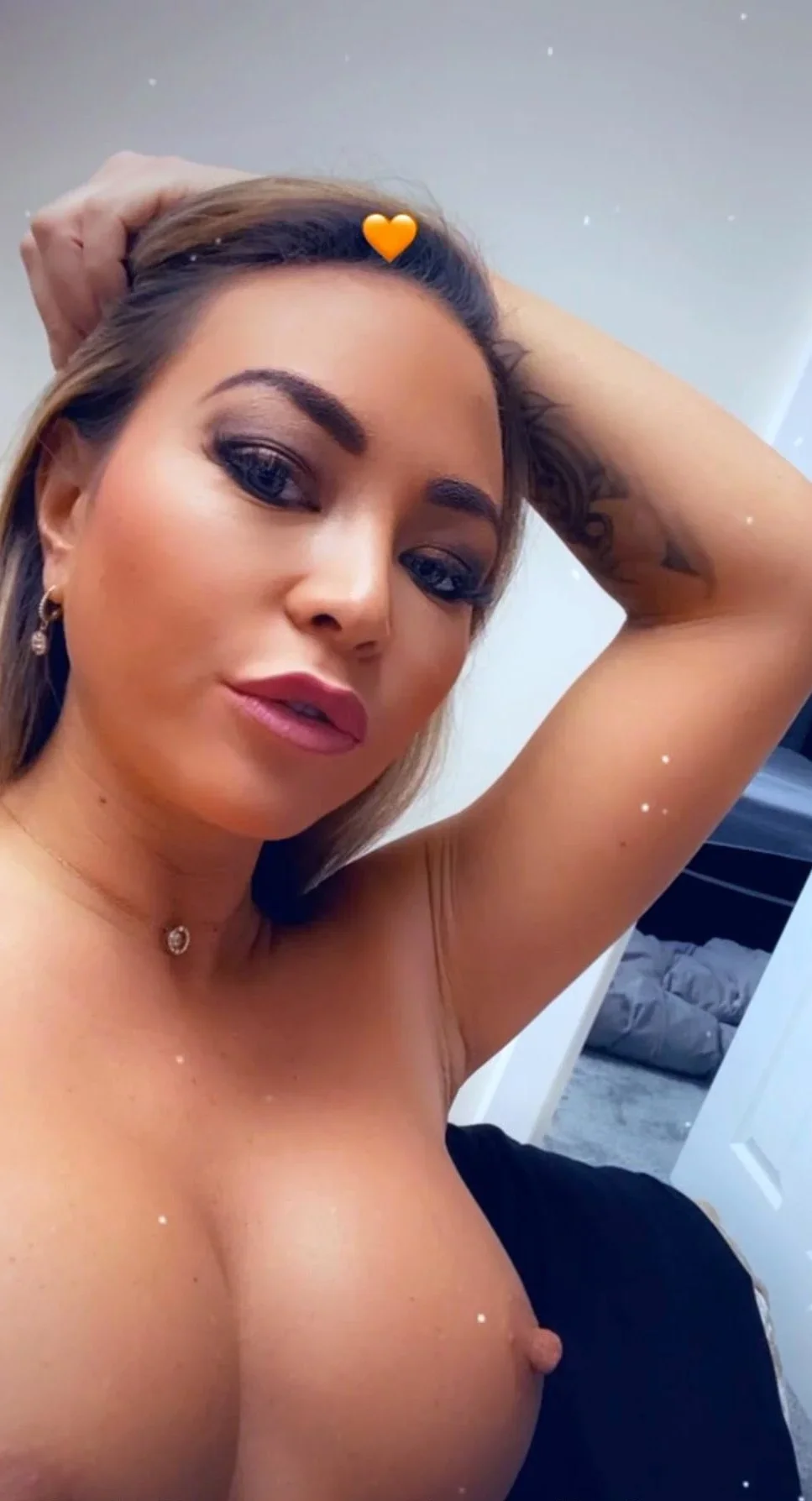 Chubby Brunette Big Boobs Dildo Masturbation