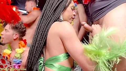 Bruna Paz, Ivy Sophia - Watch Full Video In 1080p Streamhub.to