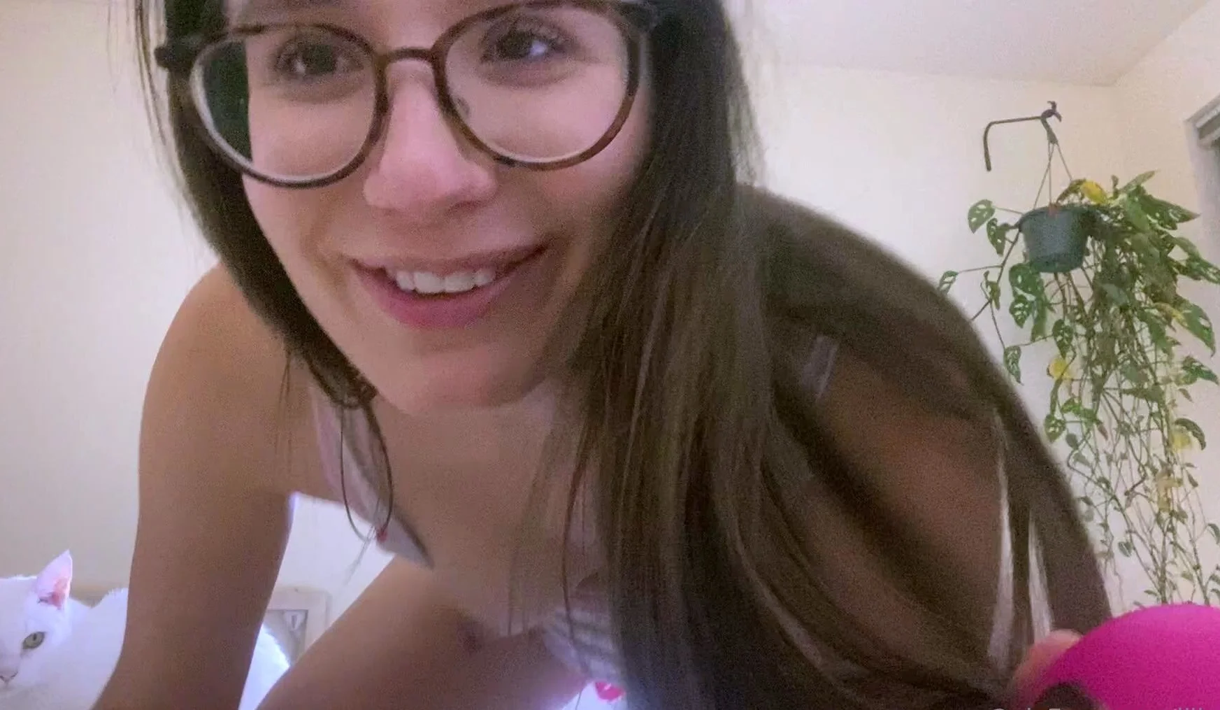 Pale amateur teen brunette Lynn Love