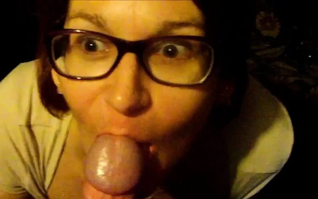 Dirty girl sucking dick on the garage floor.