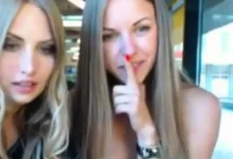 SAFADINHA PROVOCANDO NA WEBCAM