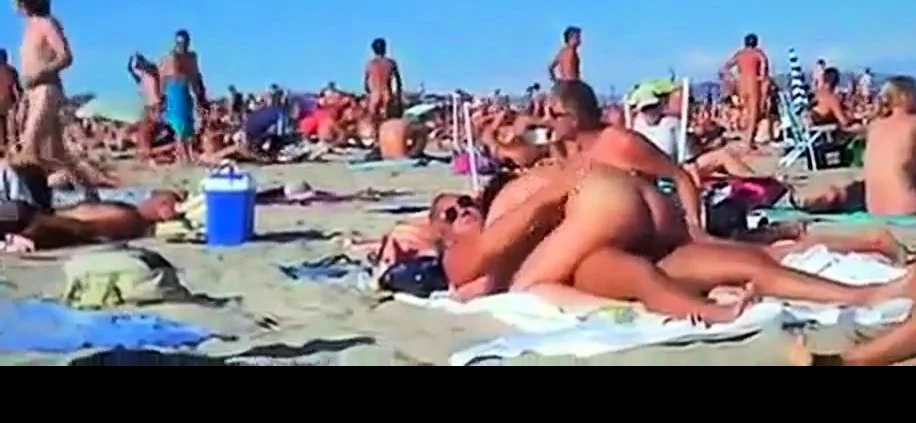 Swinger am Strand