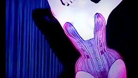 Watch Crazy Horse Paris with Dita Von Teese 003
