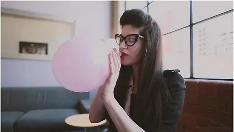Balloons 2 - Daliah Amor