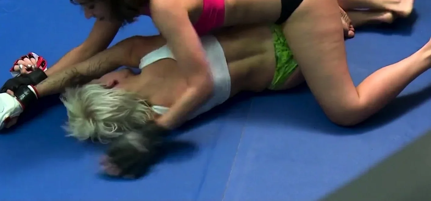 MMAXXX - Ella Vs Luna New Edit Fight